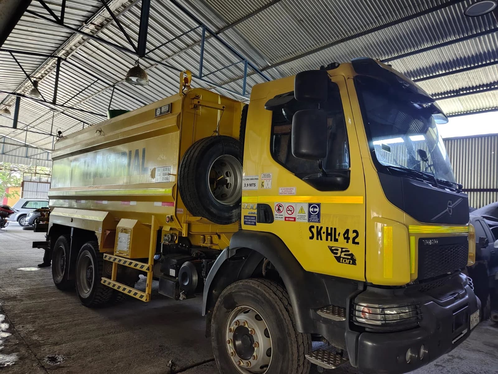 Equipos de SERMINCO en terreno